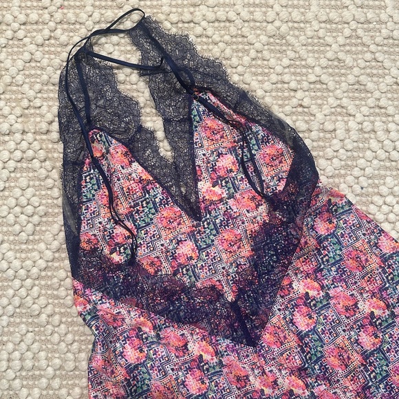 NEW Victoria secret lingerie Small , matching push up bra 32D bundle - Picture 2 of 6